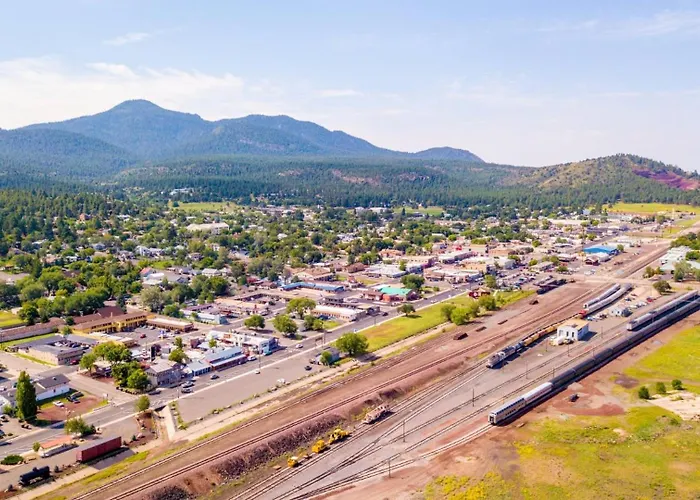 Pine Mountain Trail Pool Table Dog Family Fun In Holiday home *